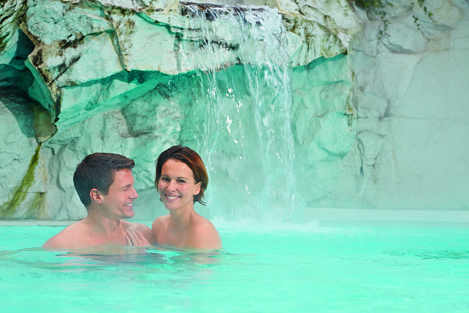 AK 121121 BW SPA 192